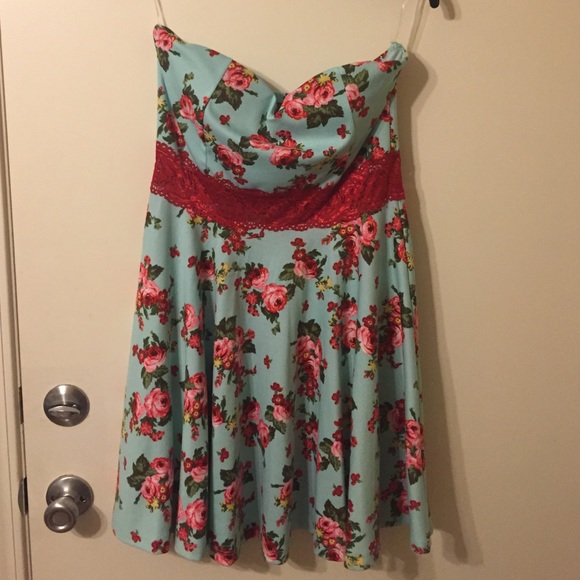Floral dress 😘
