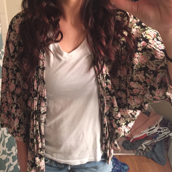 Floral print kimono!