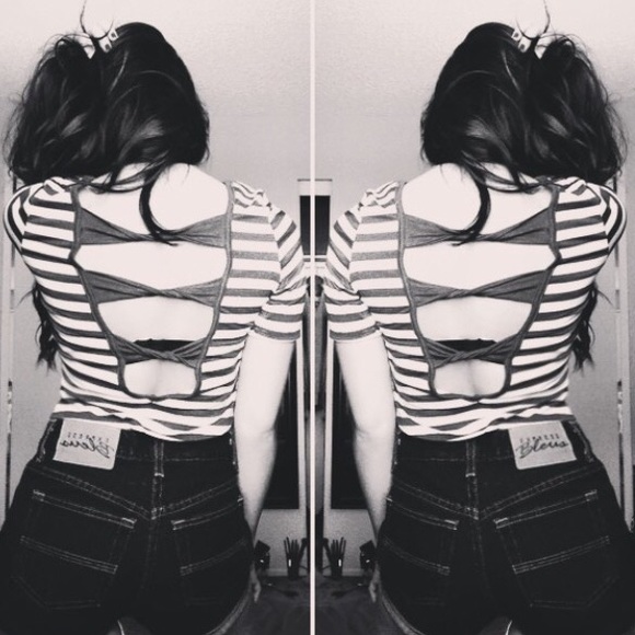 Open Back Crop Top - Picture 2 of 2