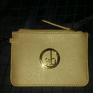 NWOT Small Bag Creamy Golden Color ab