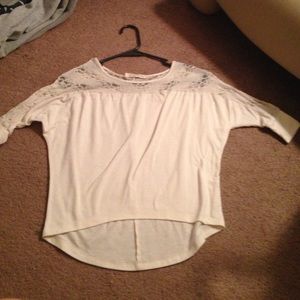 Cream lace half sleeve top