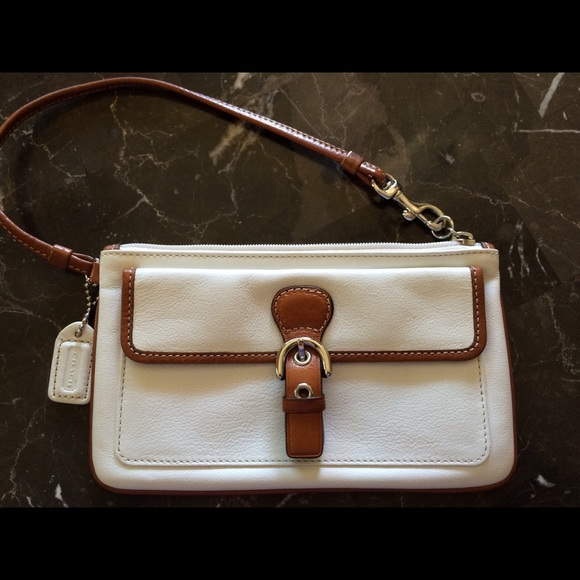 Coach Handbags - COACH Wristlet