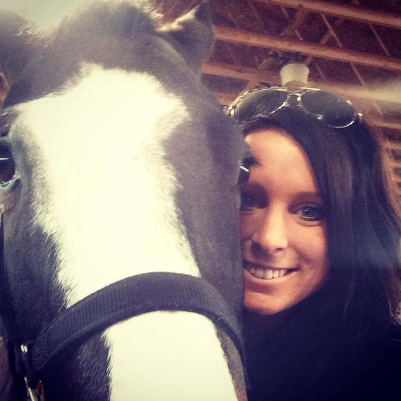 Meet your Posher, Brittney