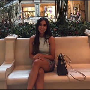 Meet your Posher, Marissa
