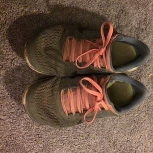 Grey & Orange Nike Sneakers!