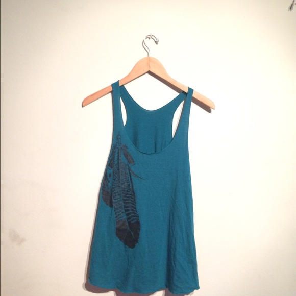 Teal tank with black feature