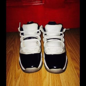 Low top Concords Size 6 sold