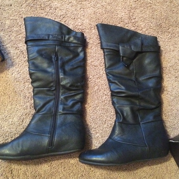 Black boots
