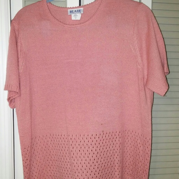 Salmon colored summer sweater - Picture 1 of 3