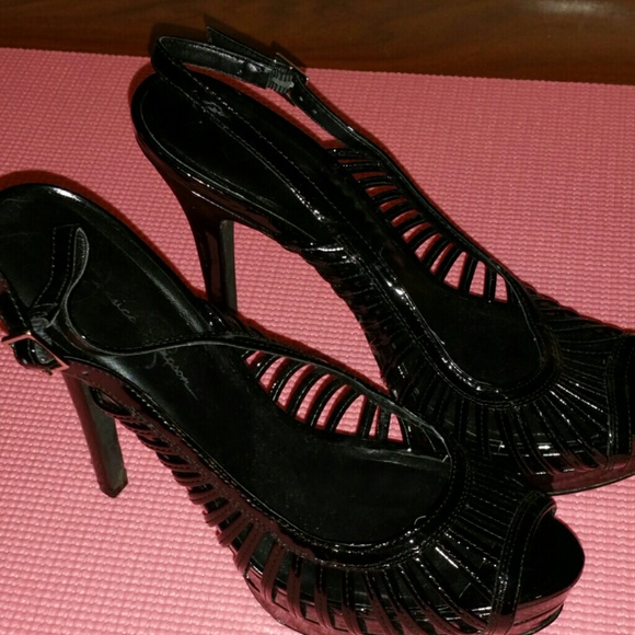 Pumps - Picture 2 of 3