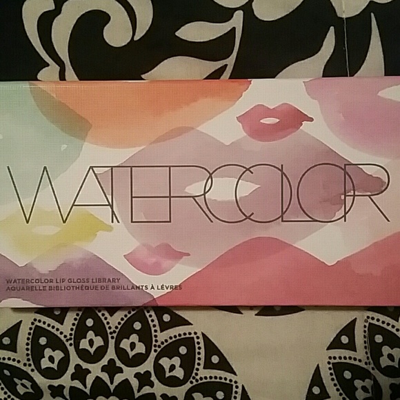 Bite beauty lip gloss - Picture 1 of 3