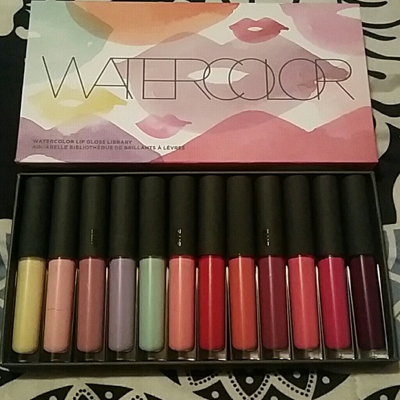 Bite beauty lip gloss - Picture 2 of 3