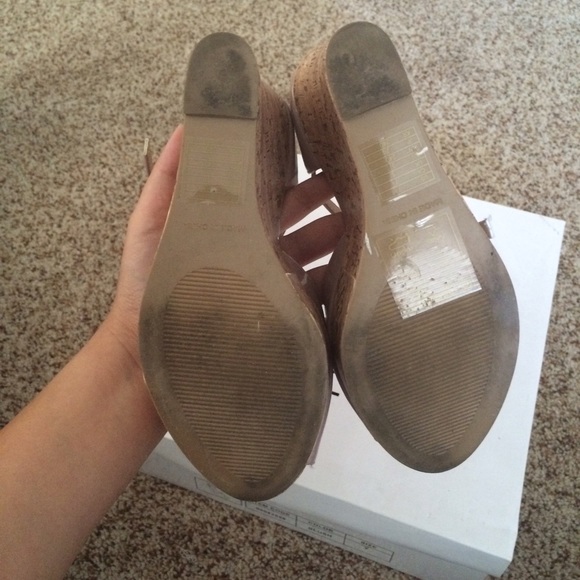 Blush Wedges - Picture 3 of 4