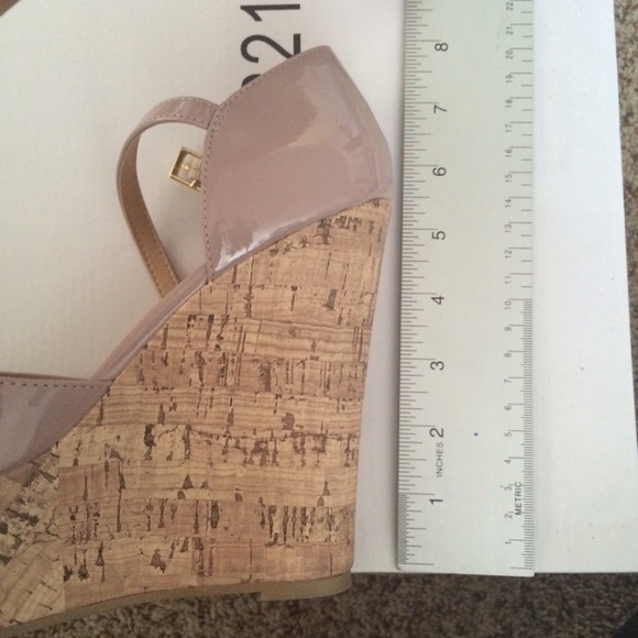 Blush Wedges - Picture 4 of 4