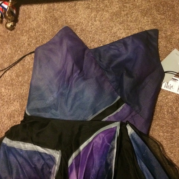 $400 - Picture 3 of 4