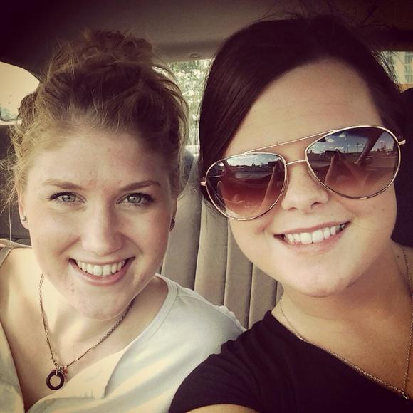 Meet your Posher, Katlyn