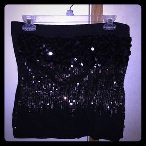 Cute black sequin tube top