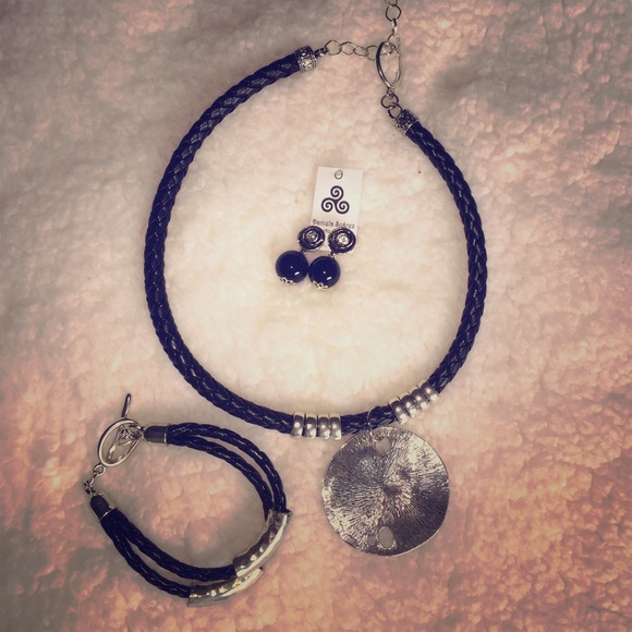 NWT Leather Jewelry Set