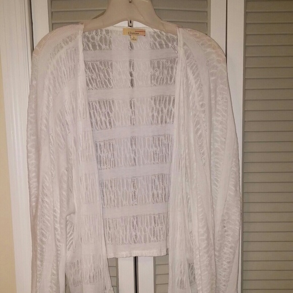 Light weight sweater