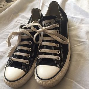 Black Converse