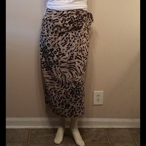 Patricia Jones Wrap Around Leopard Print Skirt