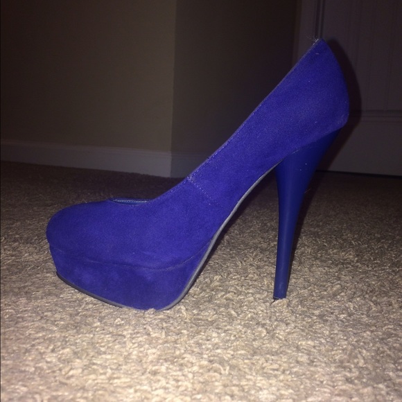 Rue 21 Blue Heels