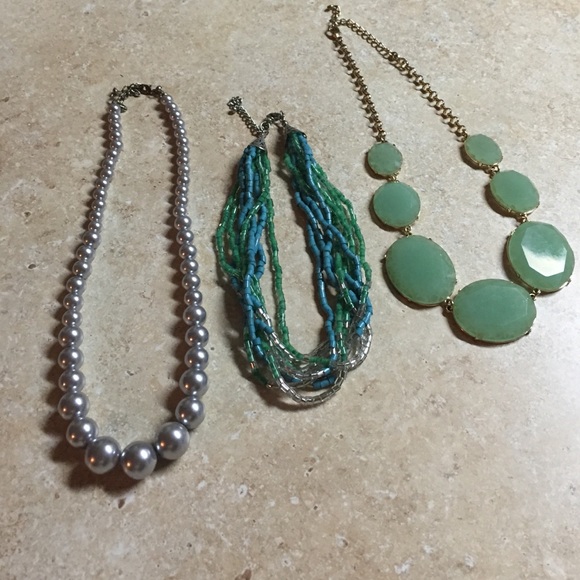 Bundle of 3 statement necklaces.