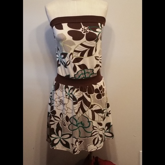 Mossimo Supply Co. Knee Length Dress