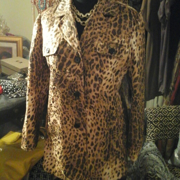 Honoring excellence in an animal print jacket!
