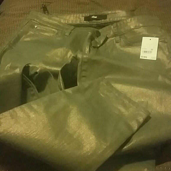 Jeans - Picture 1 of 2