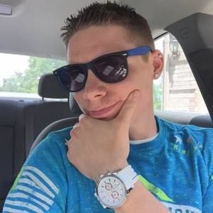 Meet your Posher, Derek