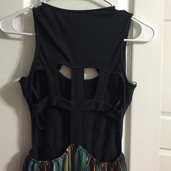 Dress - Picture 2 of 3