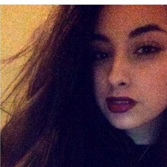 Meet your Posher, Valerie