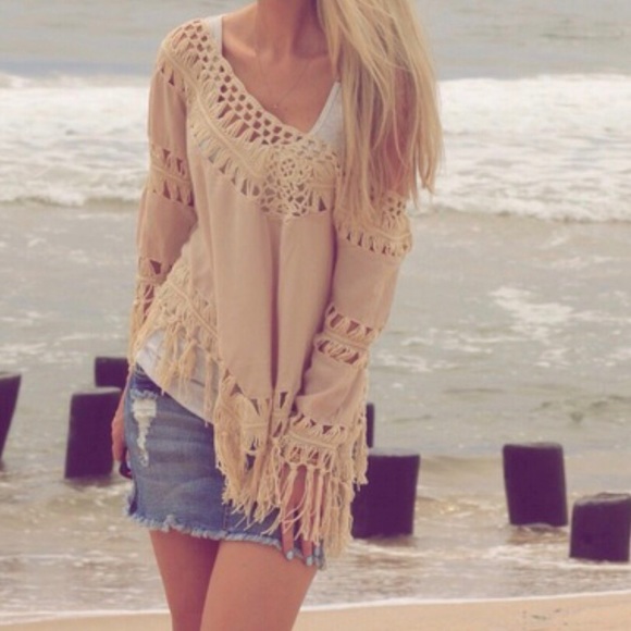 Boutique Tops - Beige Boho Crochet Top *LAST!