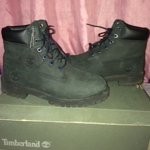 Black timberlands / size 4.5
