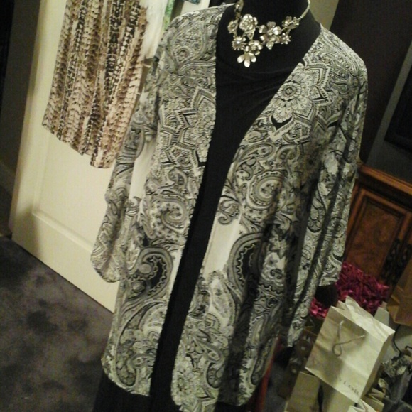 Sheer kimono black and white