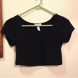 Crop tops. Black, Maroon & white avail