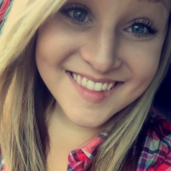 Meet your Posher, Bambi - Picture 1 of 2