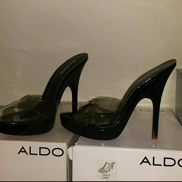 ALDO 5.25 INCH BLACK SANDALS