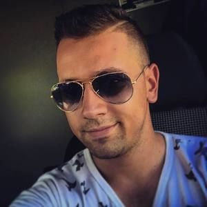 Meet your Posher, Daniel