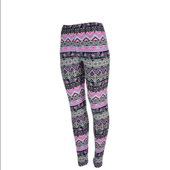 NWT Bohemian Leggings