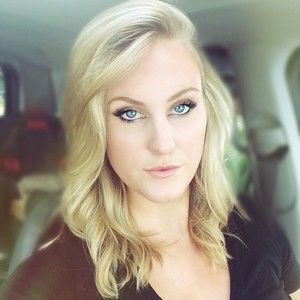 Meet your Posher, Nikki