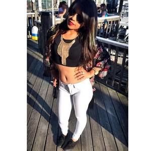 Meet your Posher, Lee