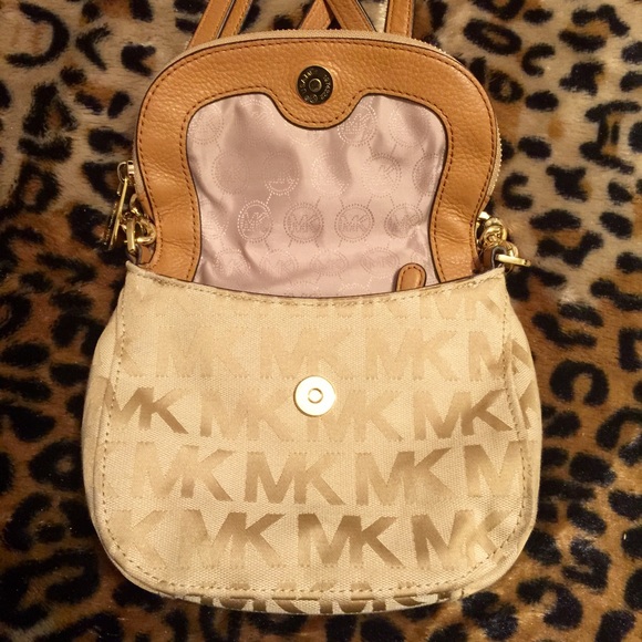 🔴SOLD🔴 - Picture 3 of 4