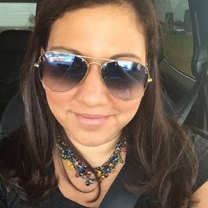 Meet your Posher, Erica