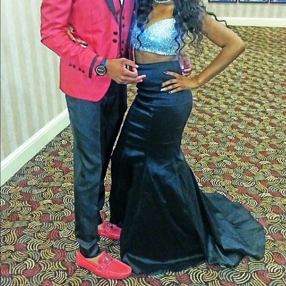 Prom dress - Picture 3 of 3