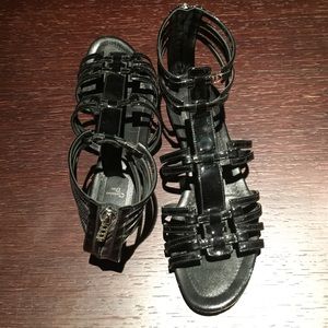 Christian Dior sandals flats.