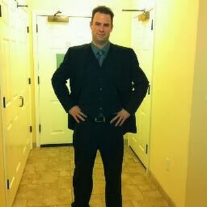 Meet your Posher, Adam