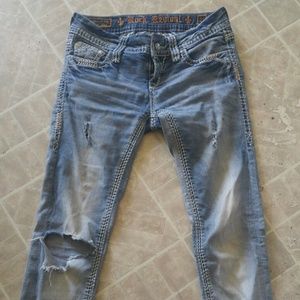Rock revivals size 27