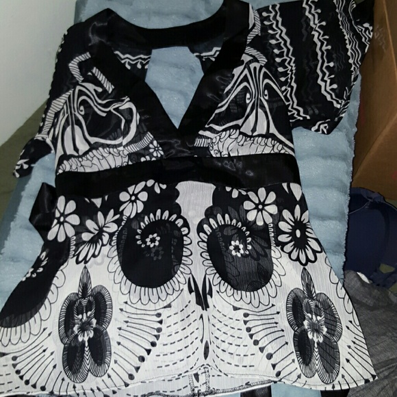 Black and white shiffon kimono